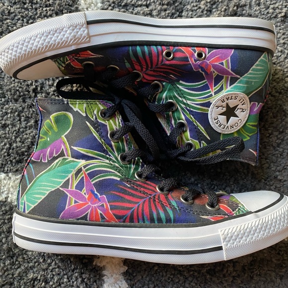 Converse High Top Floral Sz 6 - Picture 1 of 4